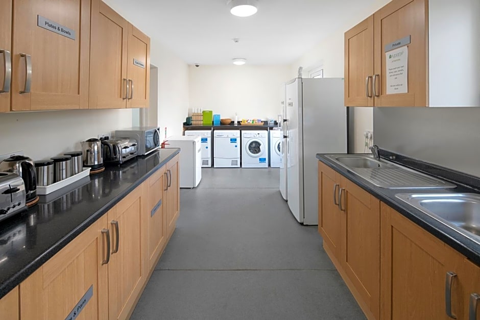Flexistay Addiscombe Aparthotel