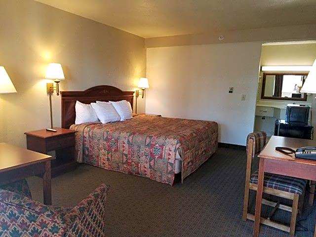 Photo 1 of 12 of 1 King Bed