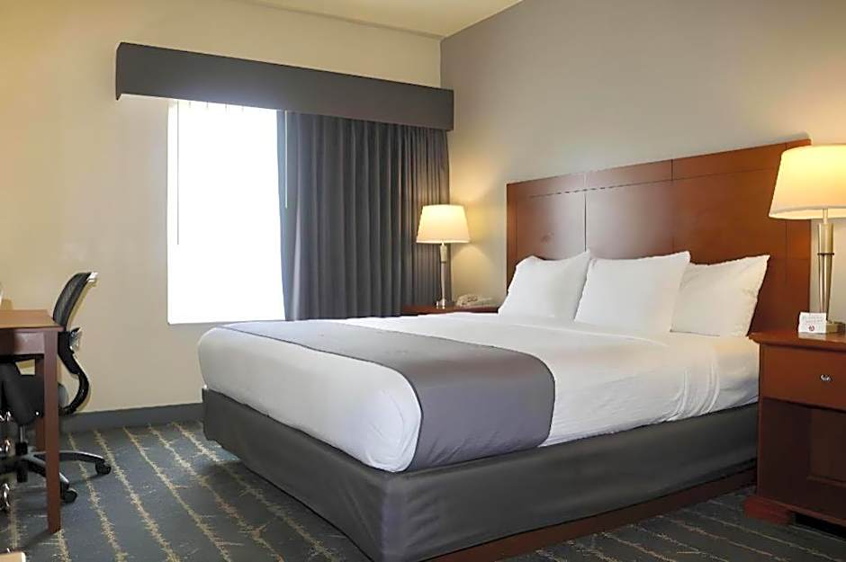 Best Western Fostoria Inn & Suites