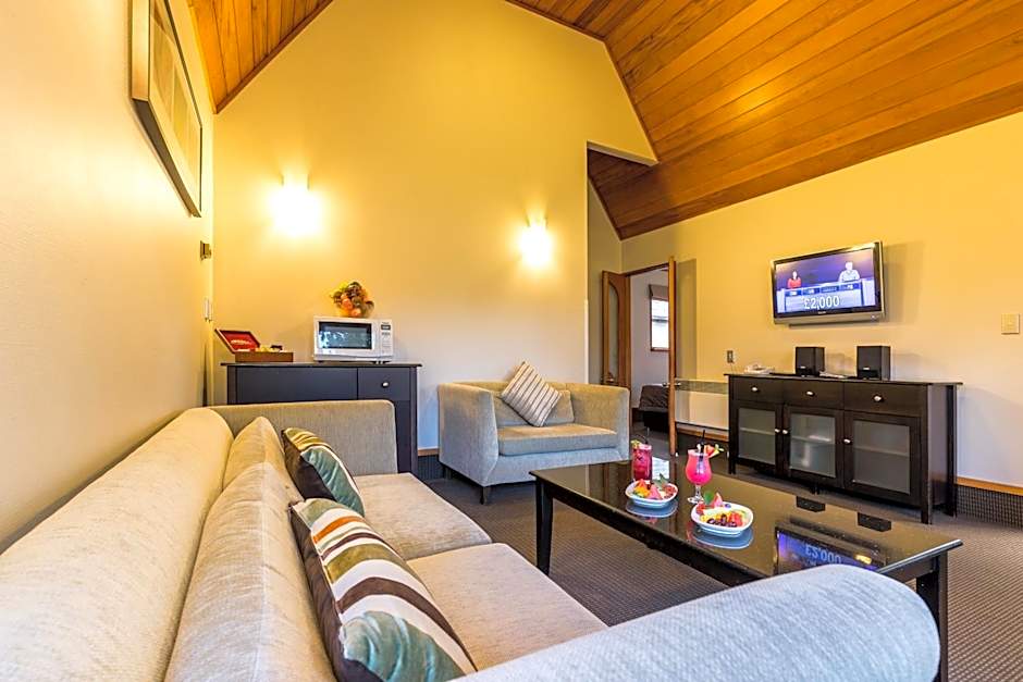 Distinction Te Anau Hotel & Villas