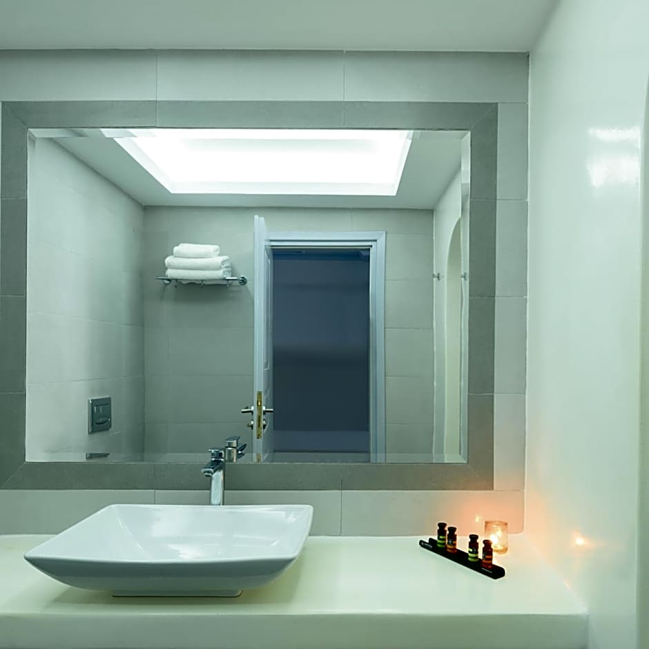 Maison Des Lys - Luxury Suites