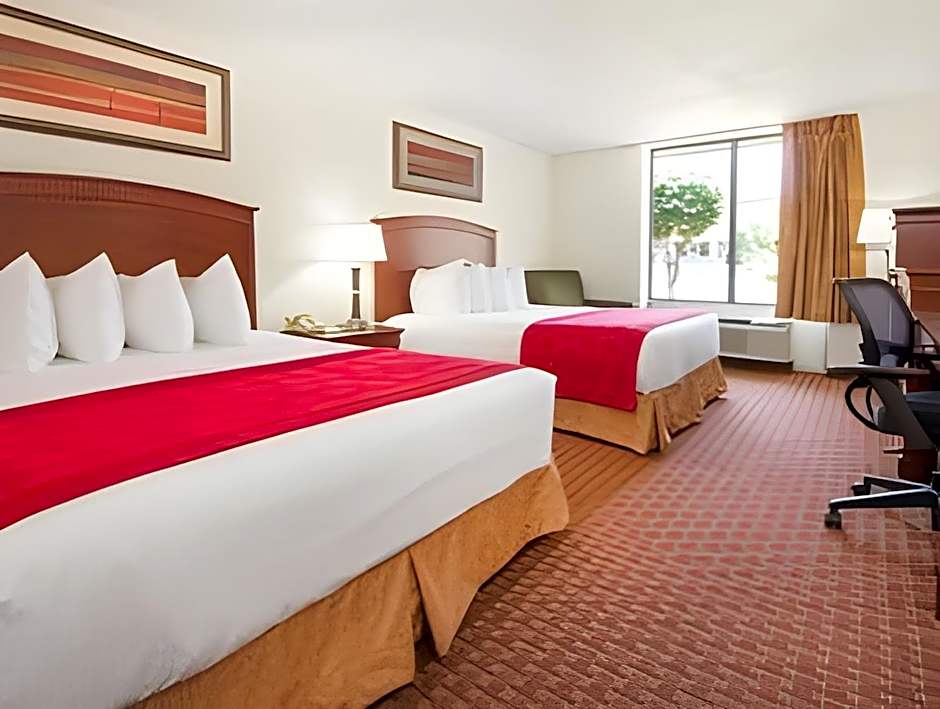 Ramada by Wyndham Enid