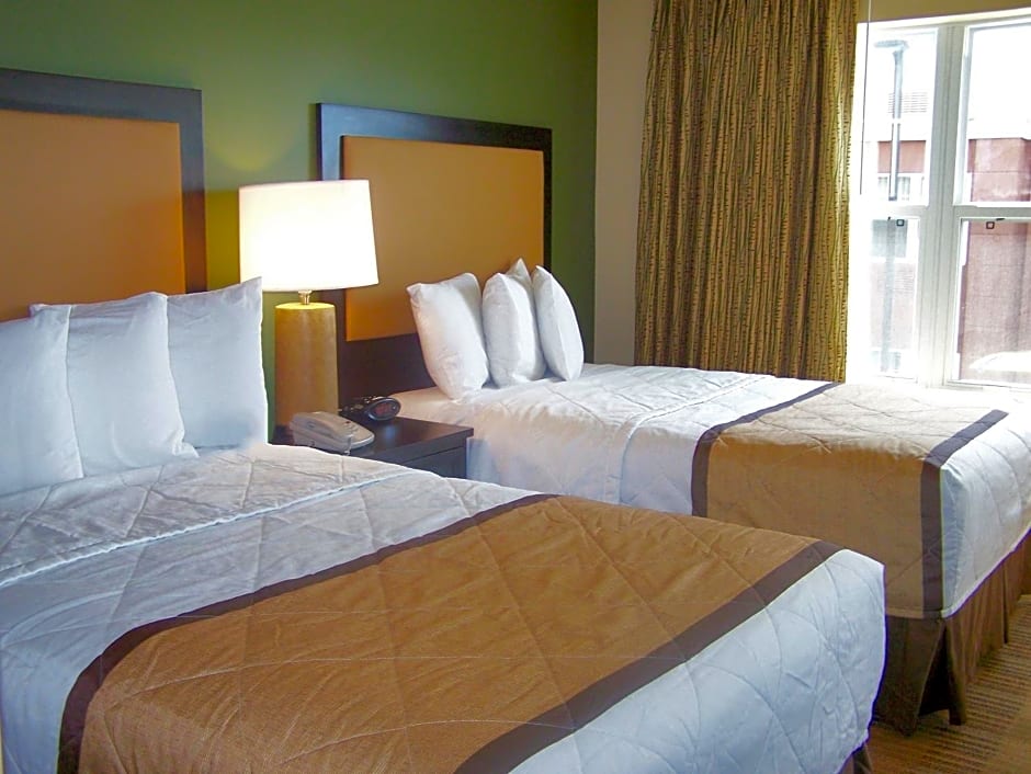 Sonesta Simply Suites Stafford