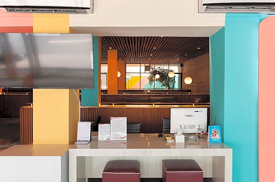 Sans Hotel Finest Medan