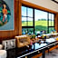 Hana Lodge