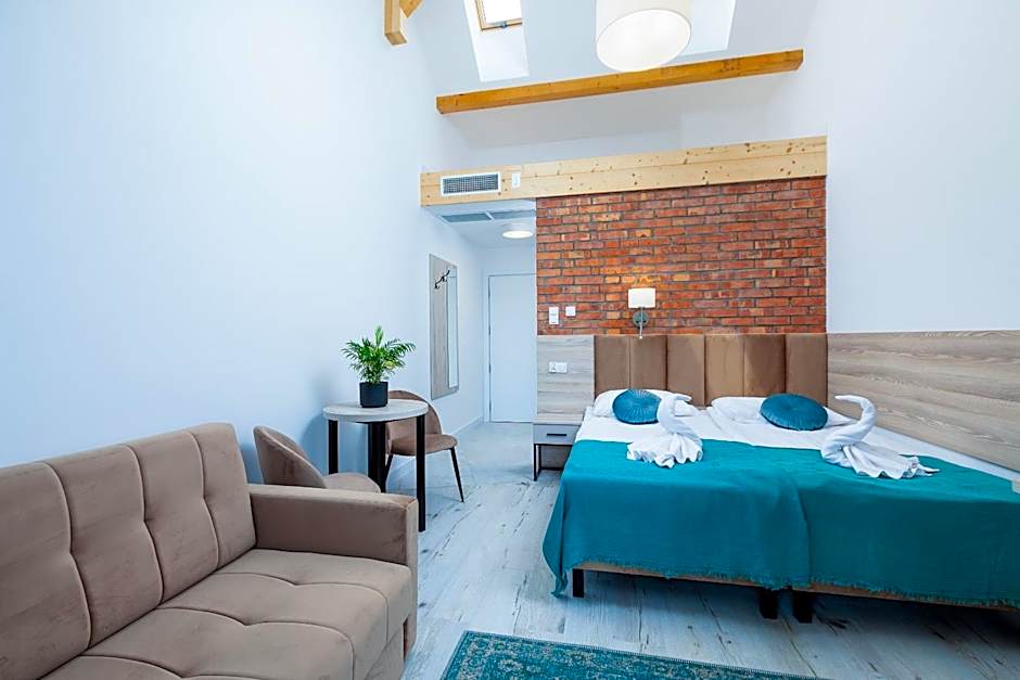 APARTAMENTY przy plaży z basenem z podgrzewaną wodą i mini SPA - Ośrodek Kolonijno-Wczasowy Mewa