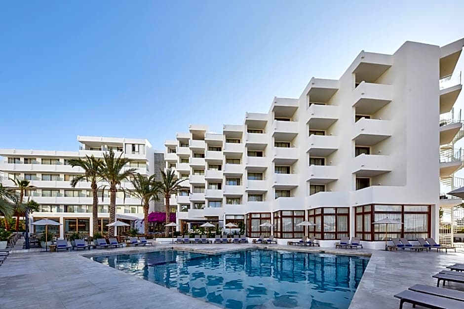 Hotel Tres Torres