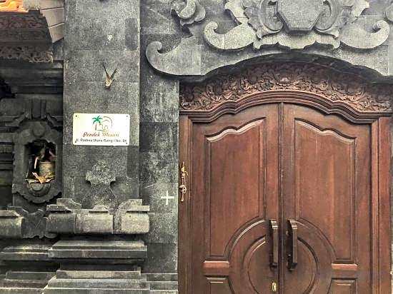 Pondok Mesari RedPartner Near Legian Beach