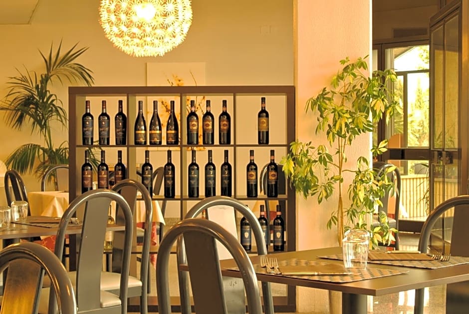 La Fenice Hotel