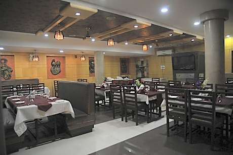 Hotel Vinayak Palace