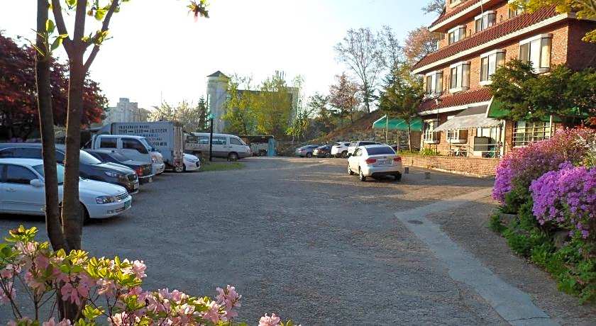 Gyerim Motel