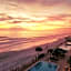 Beautiful one bedroom oceanfront condo