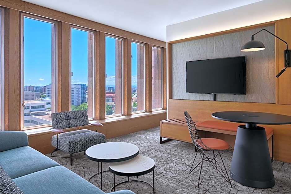 Sheraton Denver Downtown Hotel