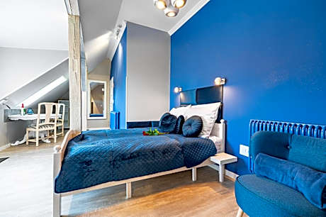 Studio with Lake View