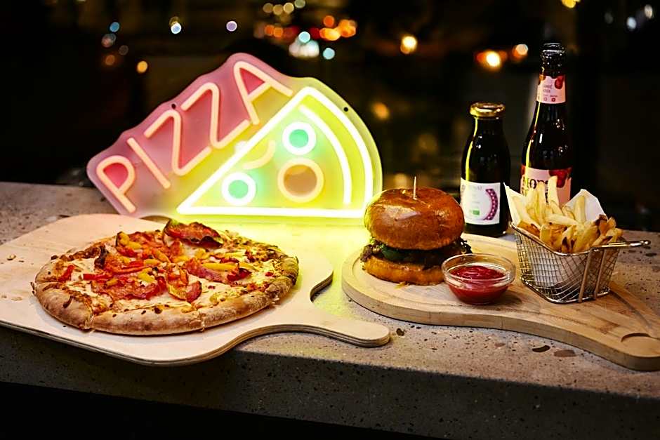 Moxy by Marriott Paris Bastille