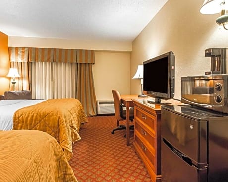 Double with 2 Double Beds - Non-Smoking
