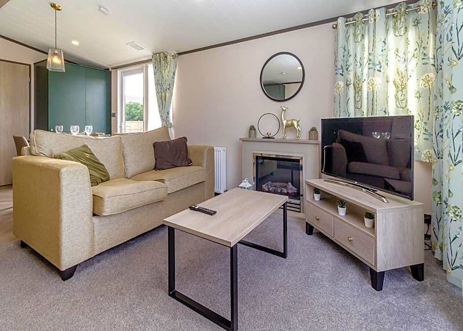 Ladera Retreat Lodges