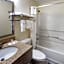 Super 8 by Wyndham Franklin/Middletown Area