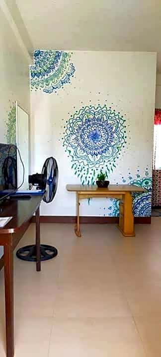 CASA BOLO IN ALAMINOS with HIDDEN WHITE BEACH near 100 Islands