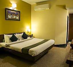 Hotel Mount Regency