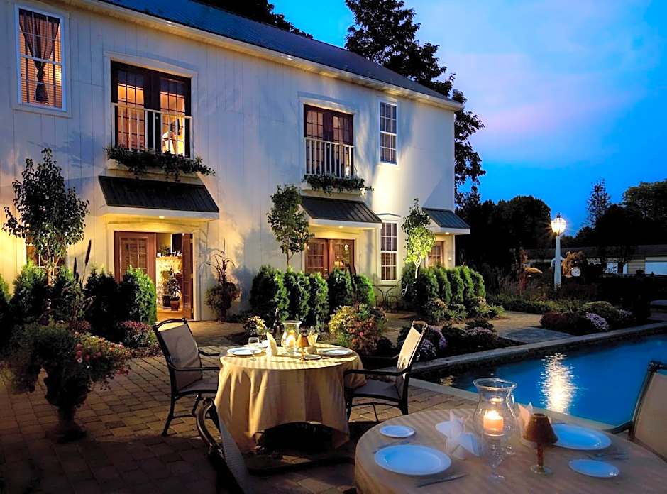 The Inn At Leola Village