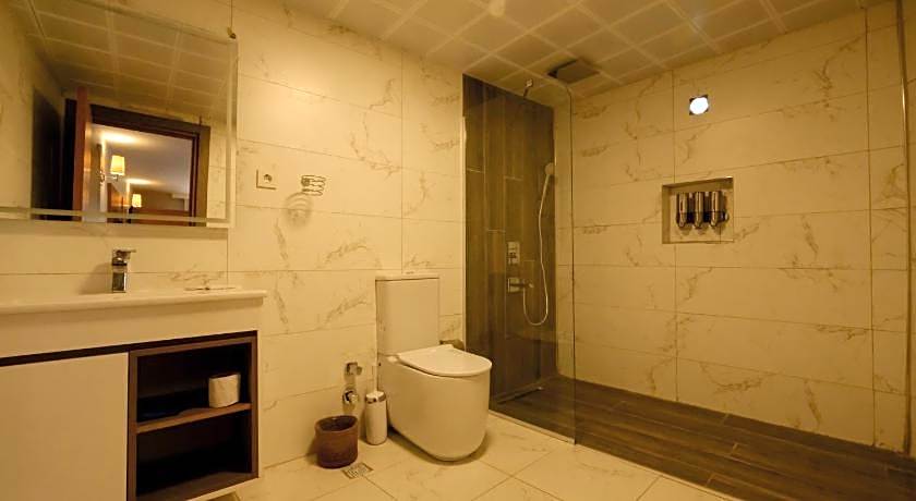 VARYANT HOTEL