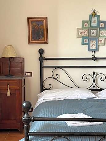 One-Bedroom Apartment (2 Adults)