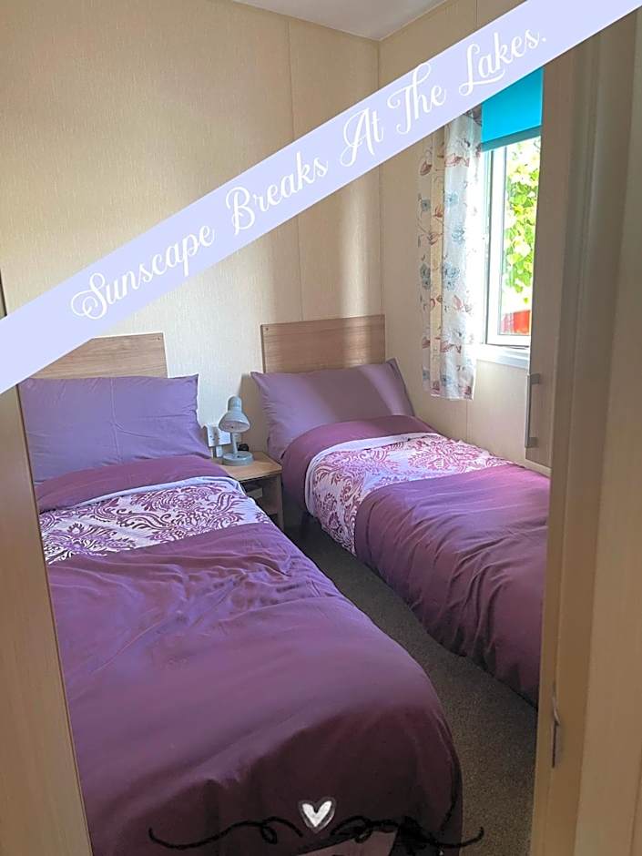 Sunscape breaks At Tattershall Lakes