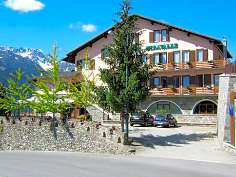Hotel Ristorante Miravalle