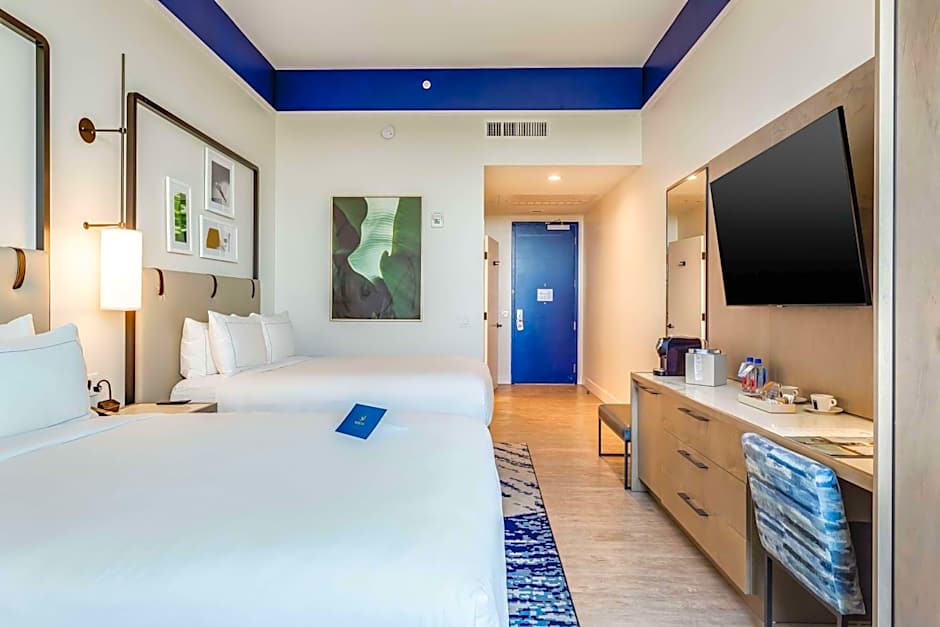 Serena Hotel Aventura, Tapestry Collection By Hilton