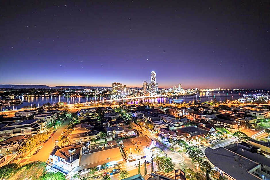 The Meriton Apartments on Main Beach