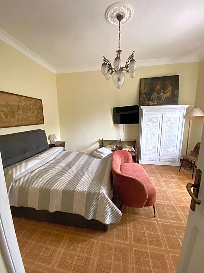 Villa Favorita Suites