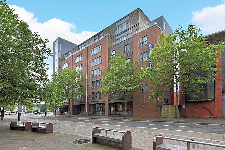 Travelodge Swansea Central