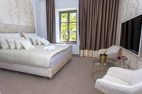 Double Room with Garden View
