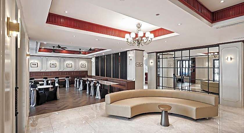 The Jesselton Hotel