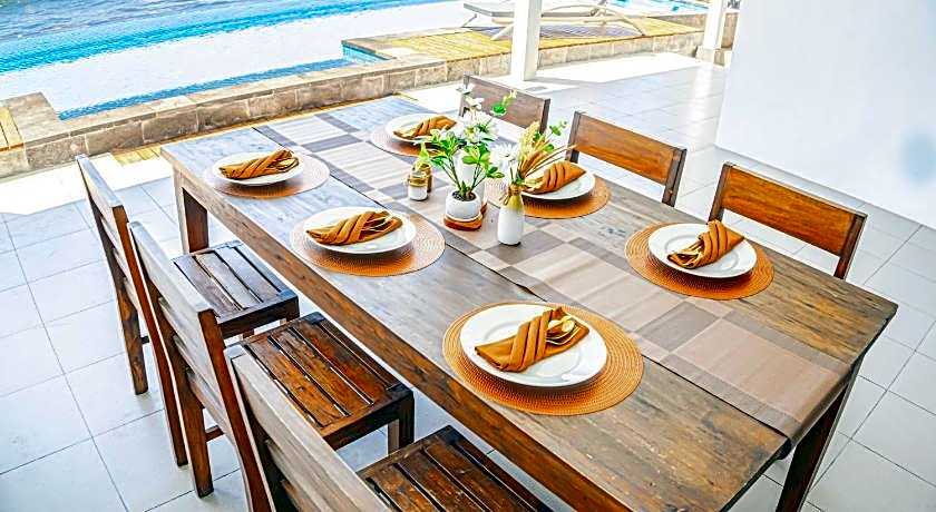 Air Sanih Beach Villa