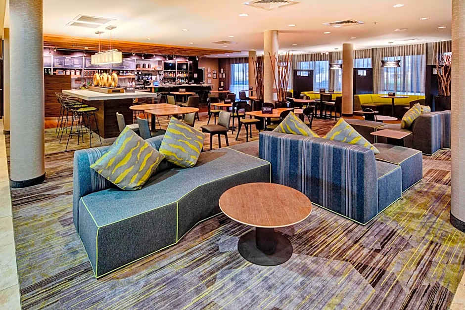 Courtyard by Marriott Alexandria