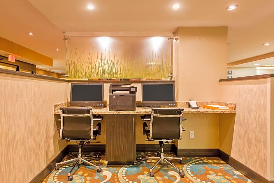 Hampton Inn Bakersfield - Central