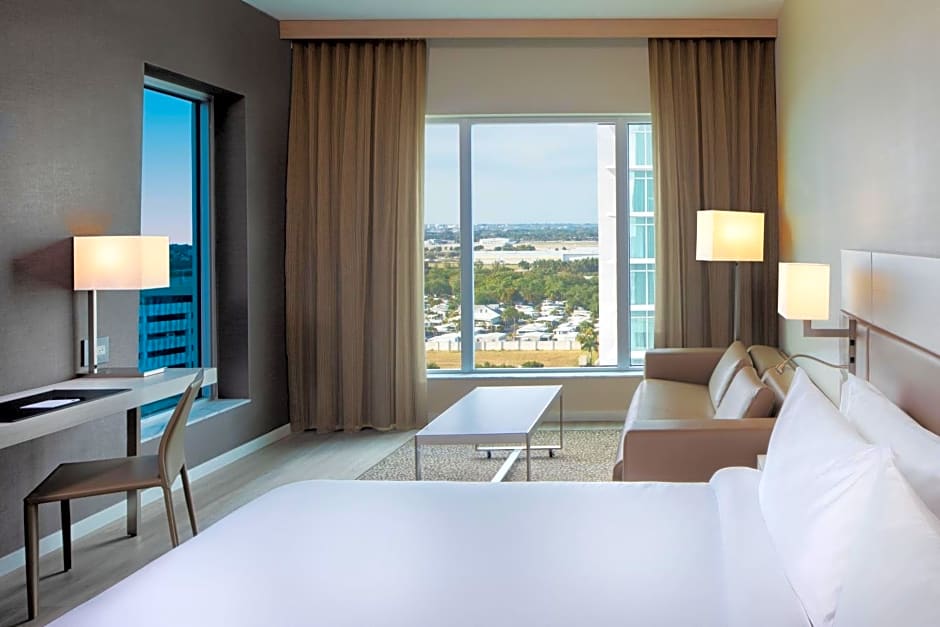 AC Hotel by Marriott Fort Lauderdale Airport