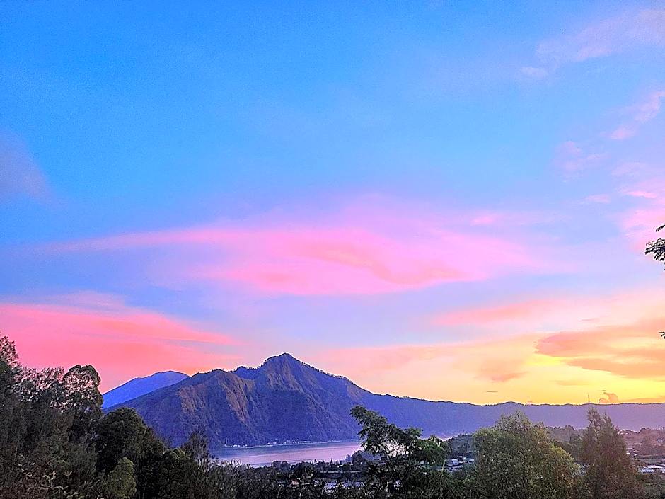 Batur lake view