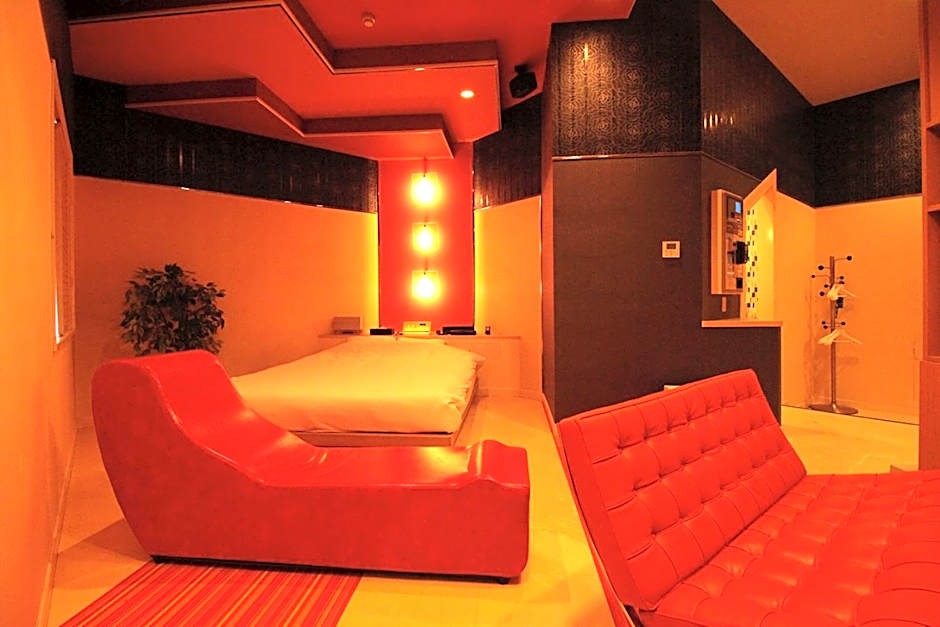 Utovilla HOTEL555 沼津店