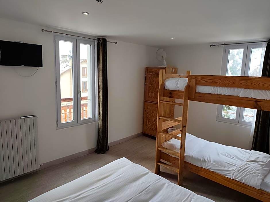 Ice Rock Hotel