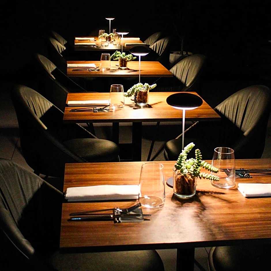 Radisson Hotel Nola Naples