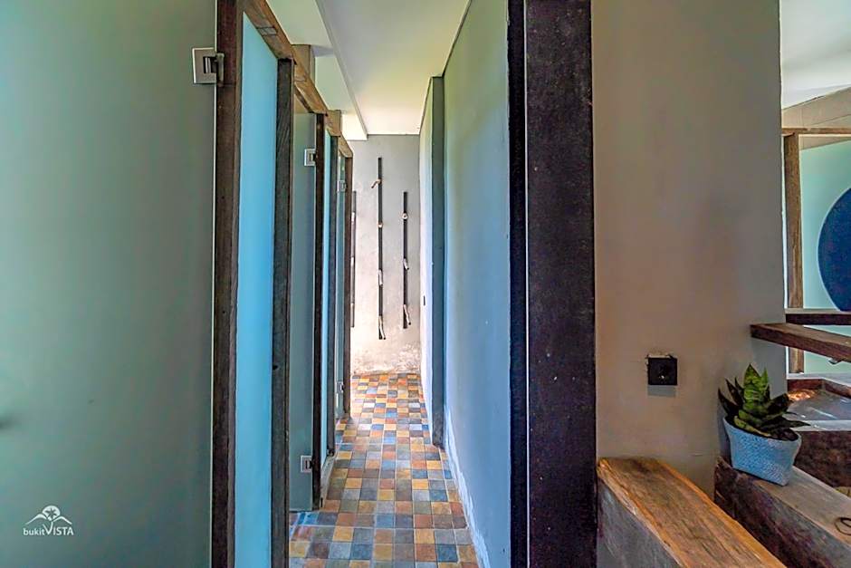 Bong Hostel Nusa Lembongan by Bukit Vista