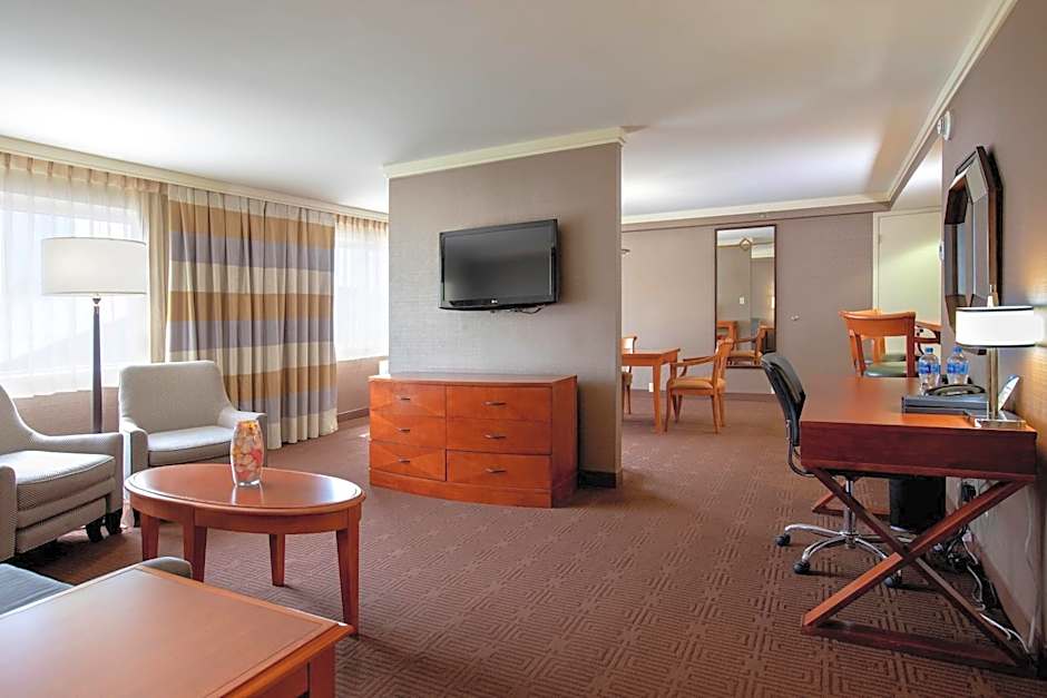 Sheraton Niagara Falls