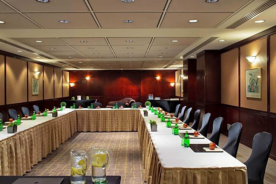 Metropolitan Hotel Vancouver by Marriott