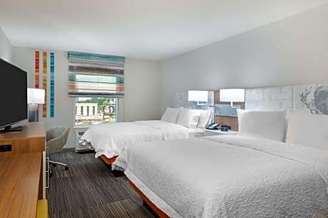 Queen Room with Two Queen Beds - Non-Smoking