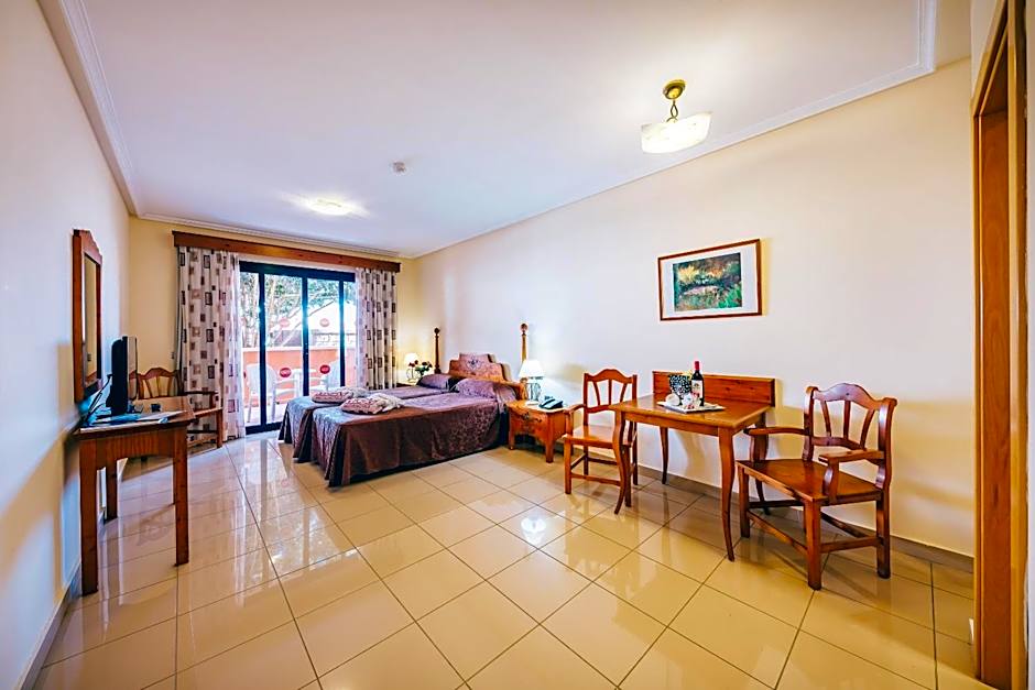 Grand Muthu Golf Plaza Hotel & Spa