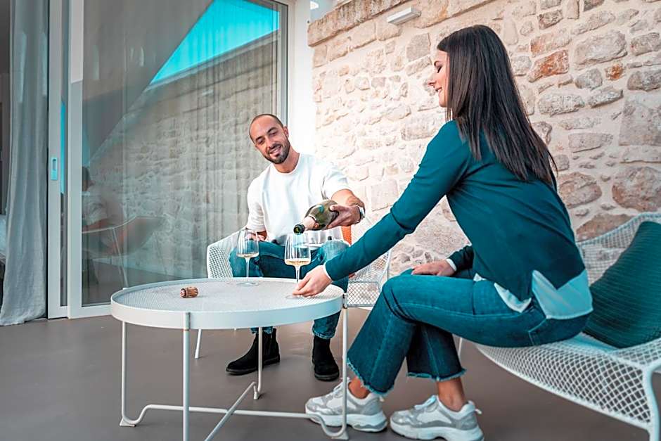 Antico Mondo Rooms & Suites