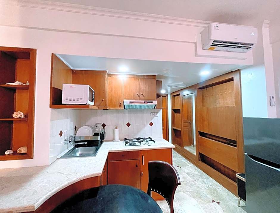 Suite Hotel Apartment Legian by RCP
